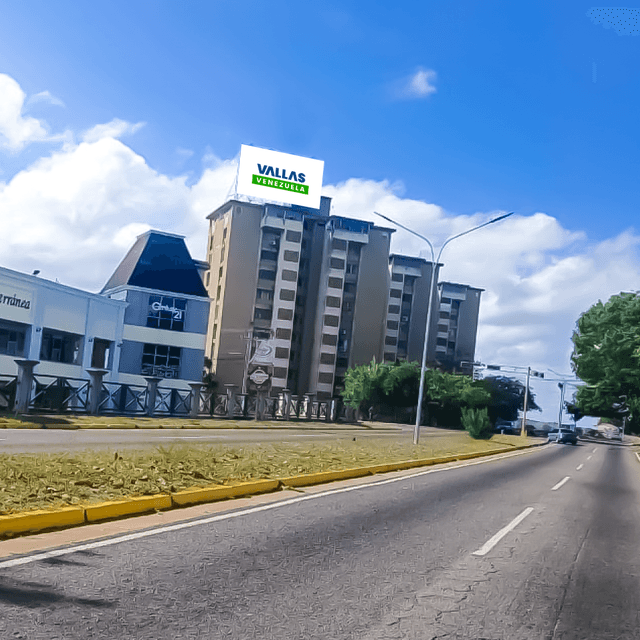 Valla en Av. Atlántico con carrera La India