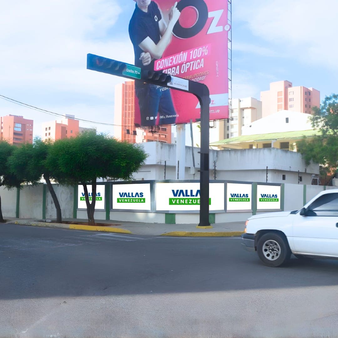 Valla 4.05 × 1.33 m en Club Bella Vista calle 72 con Av. 3F