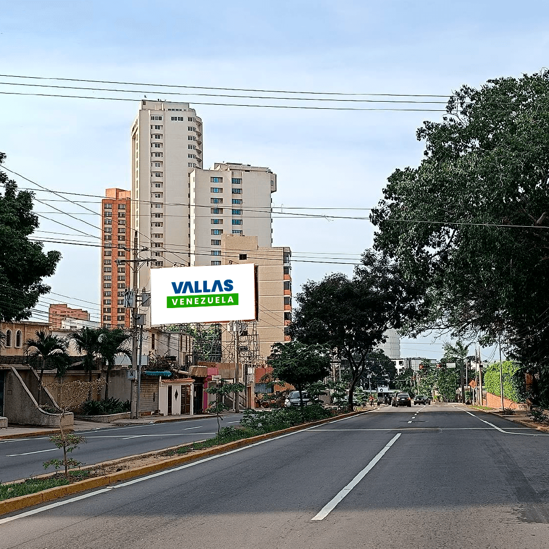Valla 12 × 6 m en Av. El Milagro Norte