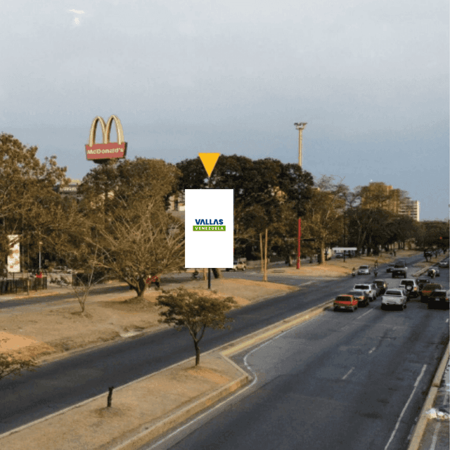 Valla en Av. Universidad de Naguanagua