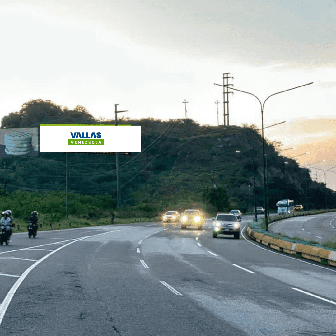 Valla 8 × 32 m en Autopista Cimarrón Andresote
