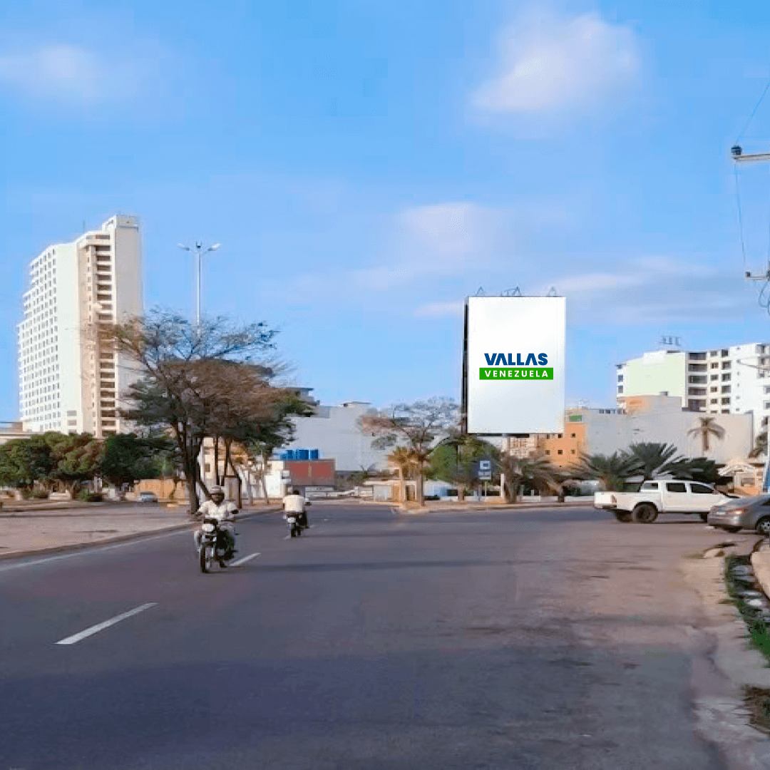 Valla 6.4 × 12.4 m en Av. Paseo Colón, Puerto La Cruz