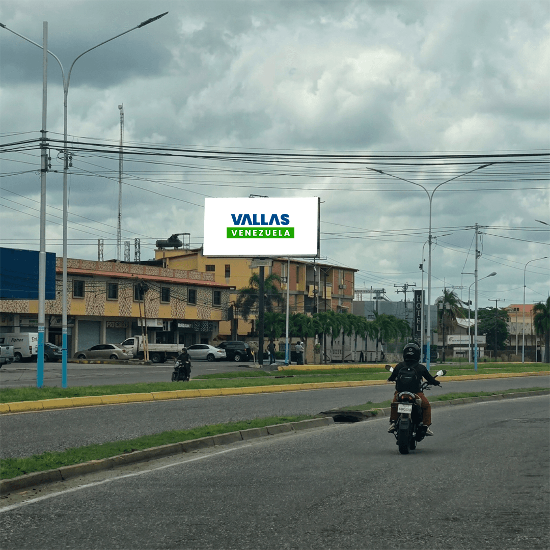 Valla 8 × 4 m en Avenida Circunvalación Norte (vía de servicio), Araure