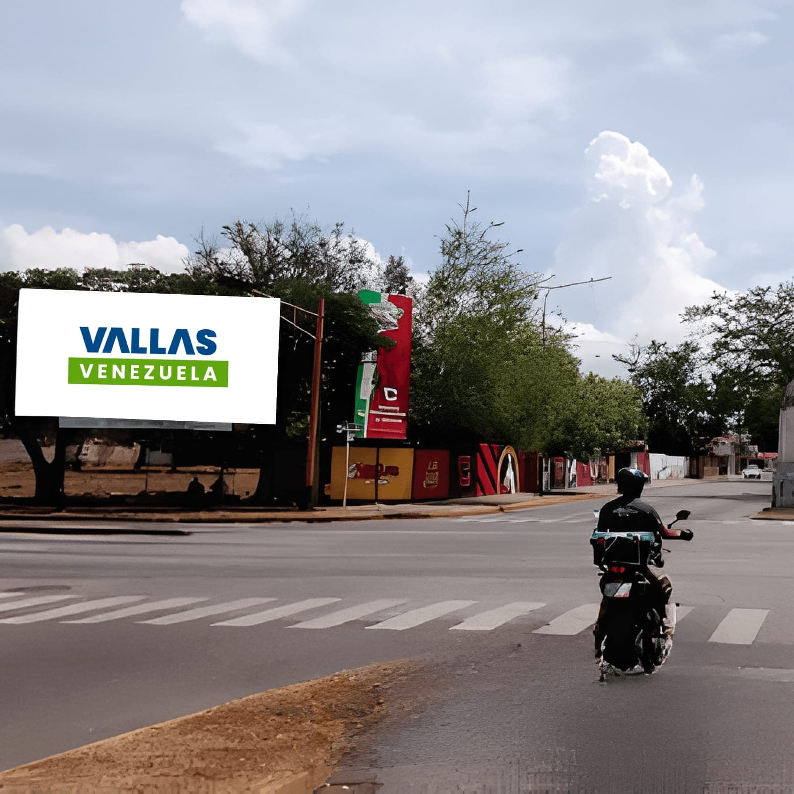 Valla 7.5 × 3.85 m en Av. Rotaria con Av. Corpahuaico