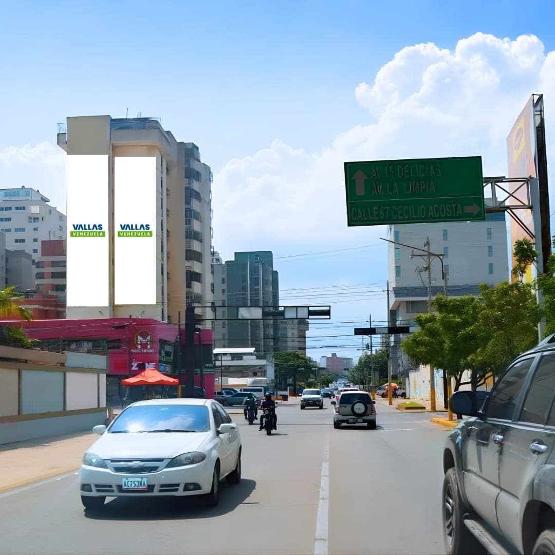 Valla 5 × 20 m en Edificio Don Antonio