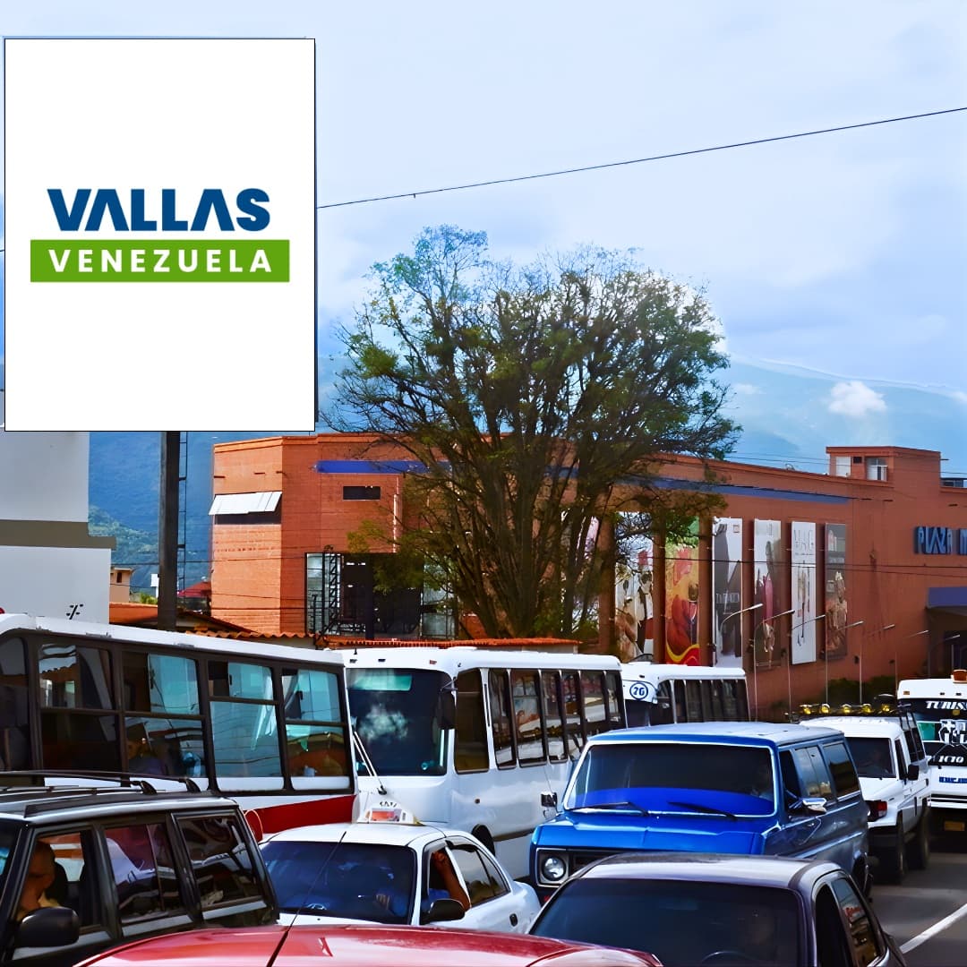 Valla 5.2 × 6.7 m en Av. Las Américas con Carretera Trasandina