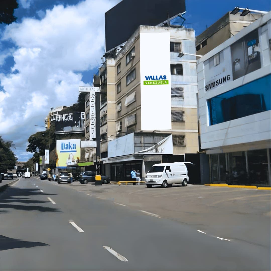 Valla 4 × 12 m en Av. Principal de Bello Monte, Baruta