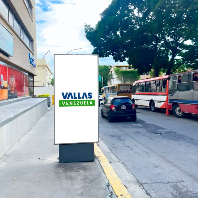 Tótem en Acera Este Calle Adrián Rodríguez con Av. Libertador, Chacao