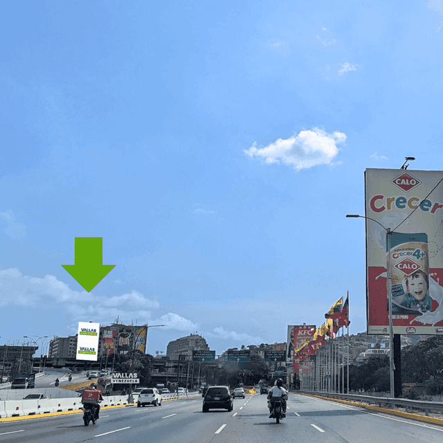 Valla en Autopista Francisco Fajardo, Chacao