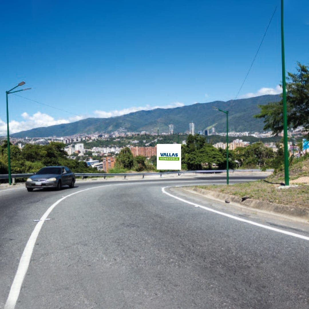 Valla 4 × 4 m en Av. Intercomunal, Libertador