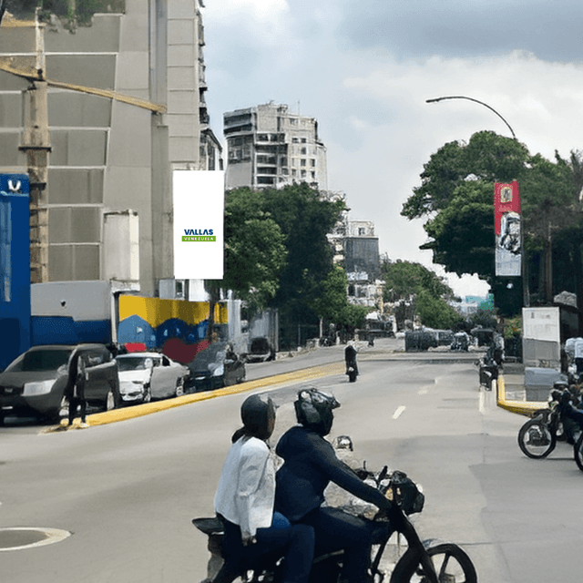 Valla en Av. Libertador, Chacao