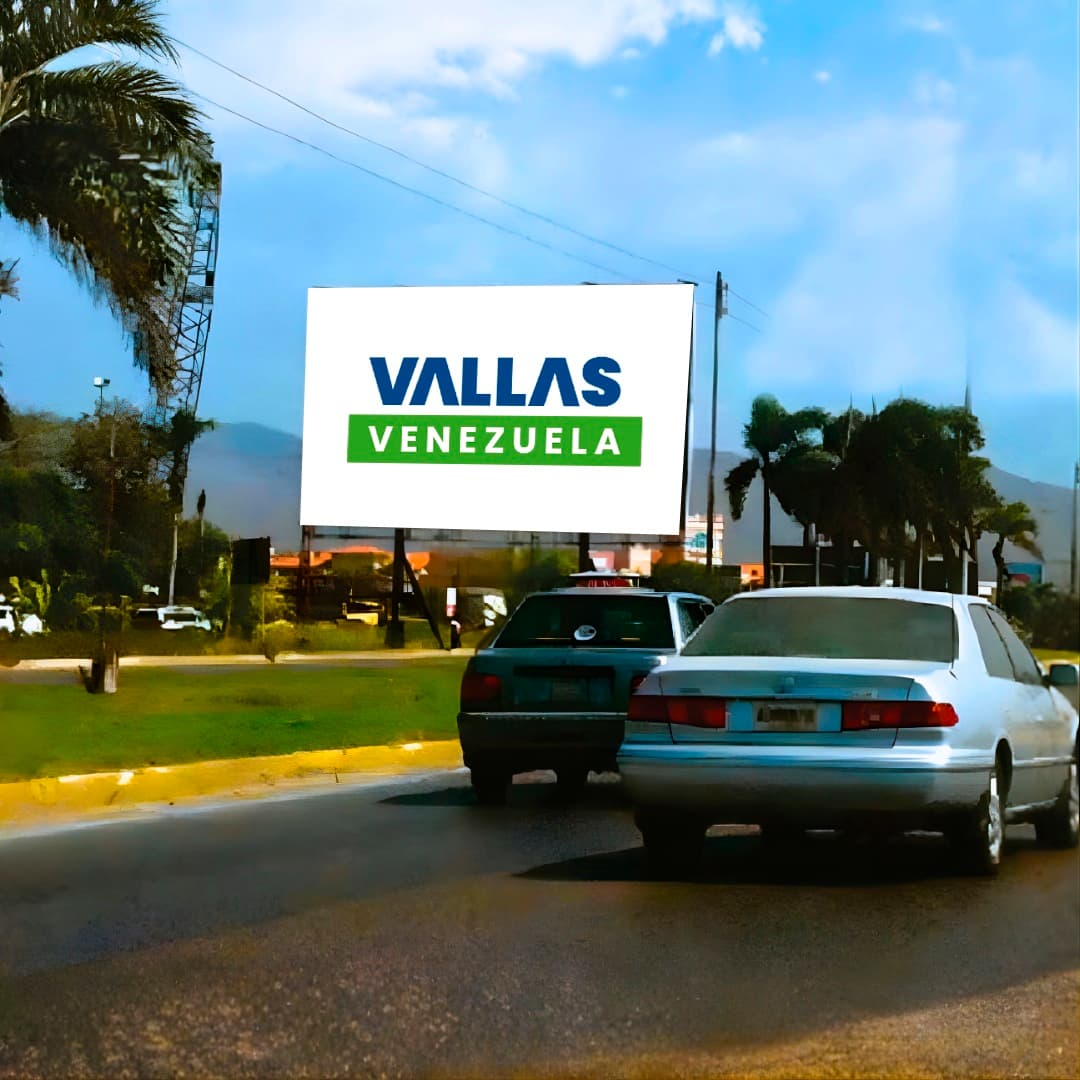 Valla 20 × 10 m en Salida de Barcelona