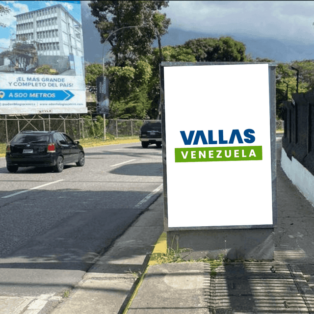 Tótem en Av. Araure vía Macaracuay - El Cafetal, Baruta