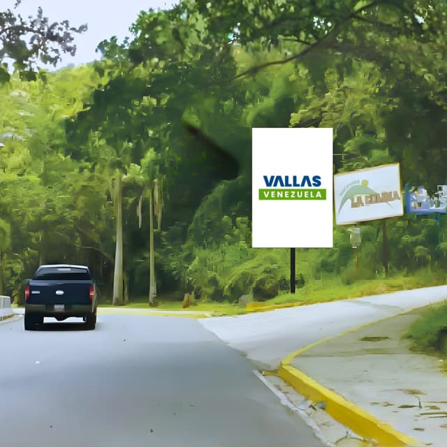 Valla en Entrada Universidad Santa María, Sucre