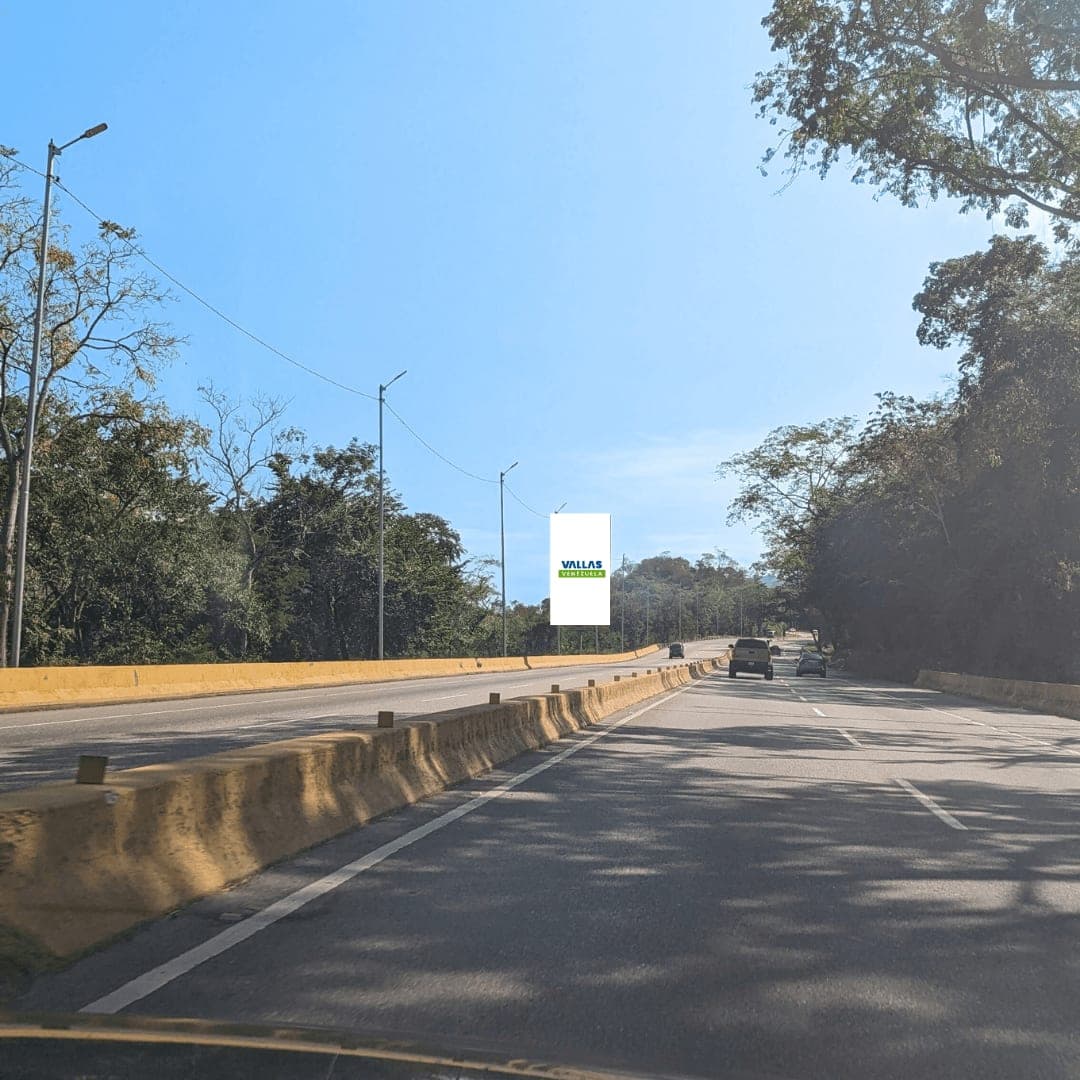 Valla 6 × 12 m en Autopista Regional del Centro, Los Teques
