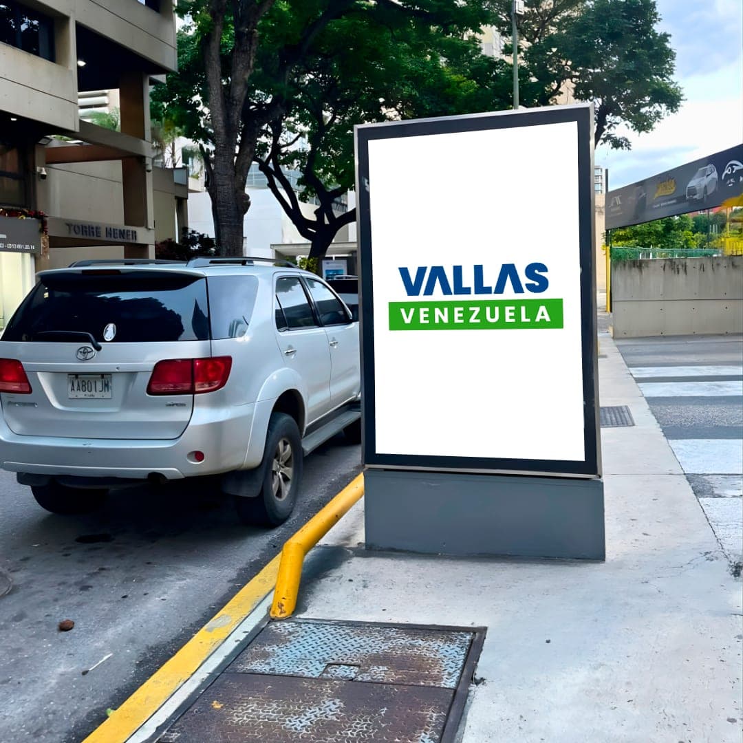 Tótem 2 × 2.4 m en Acera Sur De La Calle Guaicaipuro con Calle Mohedano, Chacao