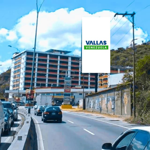 Valla en Entrada Carretera Panamericana Km 1 junto a E/S Km 1