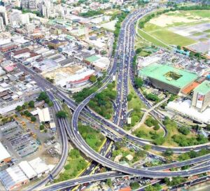 Vista aerea Distribuidor Ciempies, Caracas