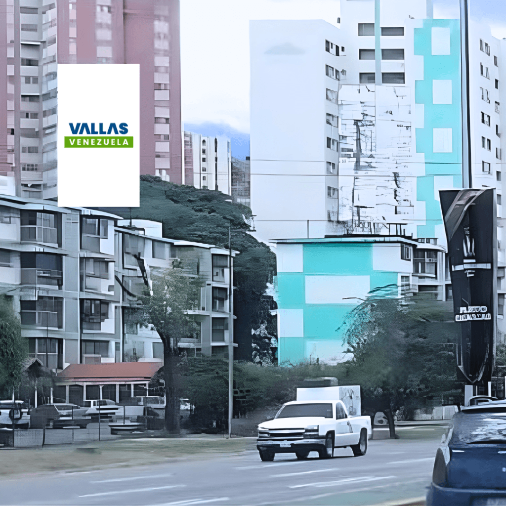 Valla publicitaria en Distrito Capital - Autopista Valle - Coche, vía Plaza Venezuela, Caracas, Valla Vertical de 6m x 12m