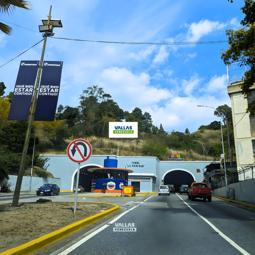 MP-C099 Valla publicitaria en Distrito Capital - Autopista Prados del Este, entrada Tunel la Trinidad sentido Las Mercedes, Caracas, Valla Horizontal de 12m x 6m