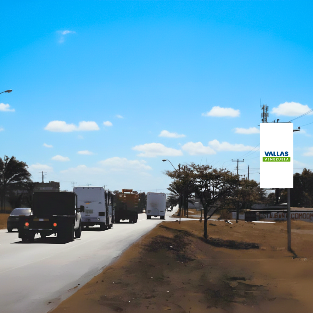 Valla publicitaria en Nueva Esparta - Cruz del Pastel, vía Porlamar, Isla de Margarita. Valla Vertical de 6m x 12m