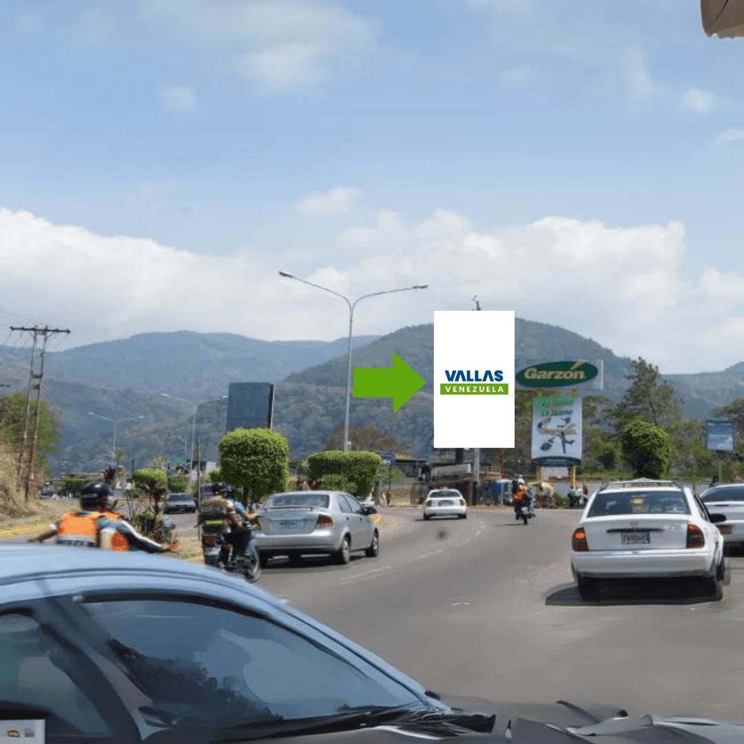 Av. Rotaria Al Lado Cadena De Supermercados Garzon Y MAKRO