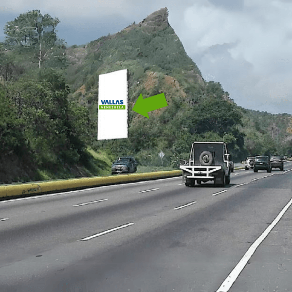 Autopista La Guaira- Caracas Diagonal A La Bomba De PDV