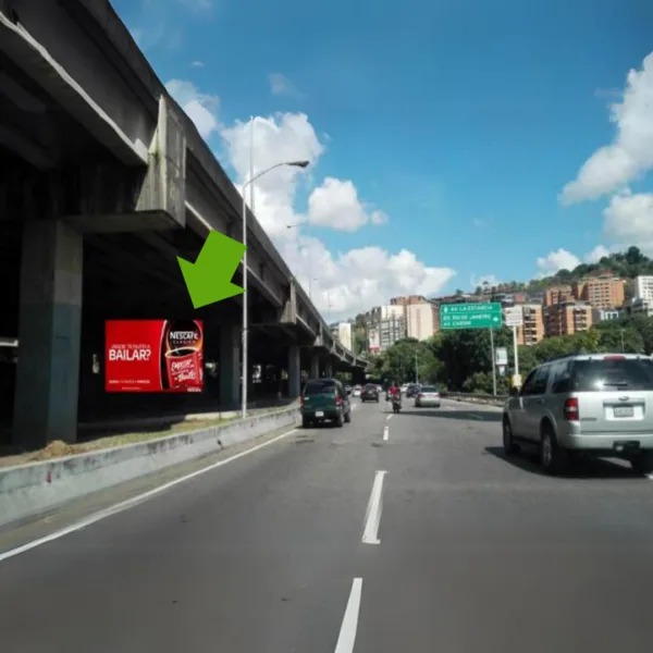 Entrada Desde La Autopista Francisco Fajardo Hacia Las Mercedes con Empalme Av. Ernesto Blohm Caracas