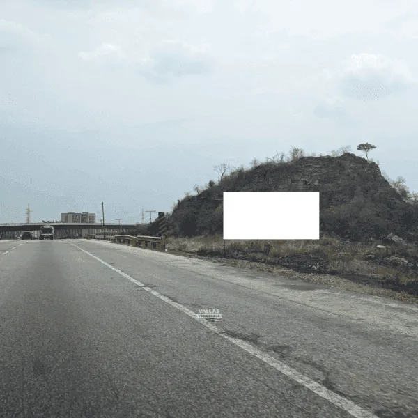 Autopista Regional del Centro Altura UNEFA sentido Valencia - Maracay Aragua