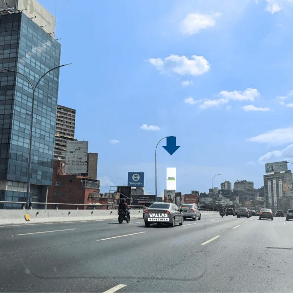 Av. Venezuela Urb. Bello Monte vista desde Autopista Francisco Fajardo Caracas