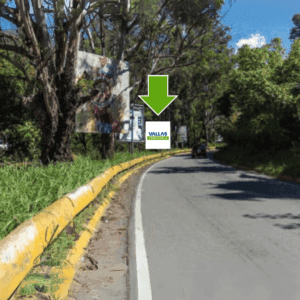 Urb. Boleita Norte pasando el último semáforo subiendo La Cota Mil.