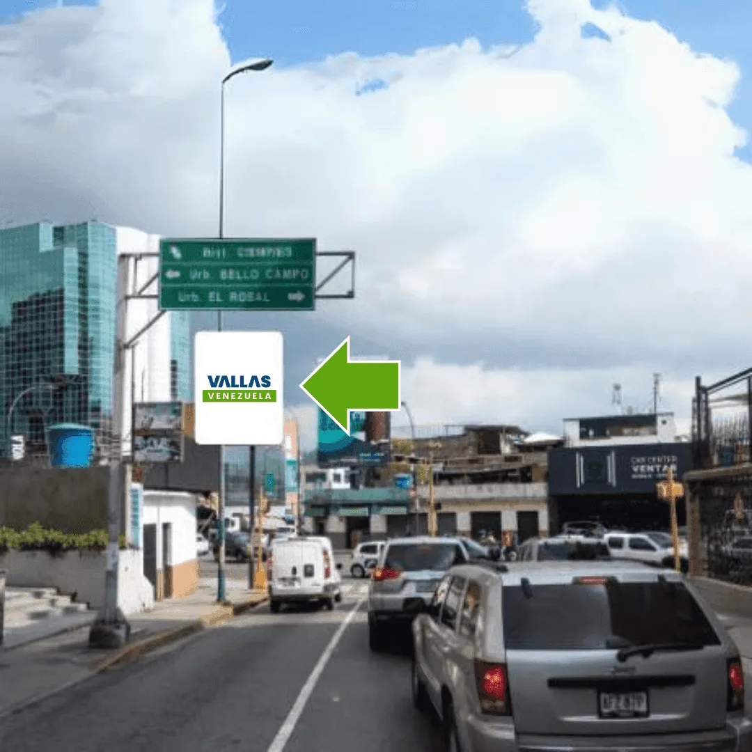 Calle La Joya hacia la Av. Libertador. Sentido este-oeste. Chacao