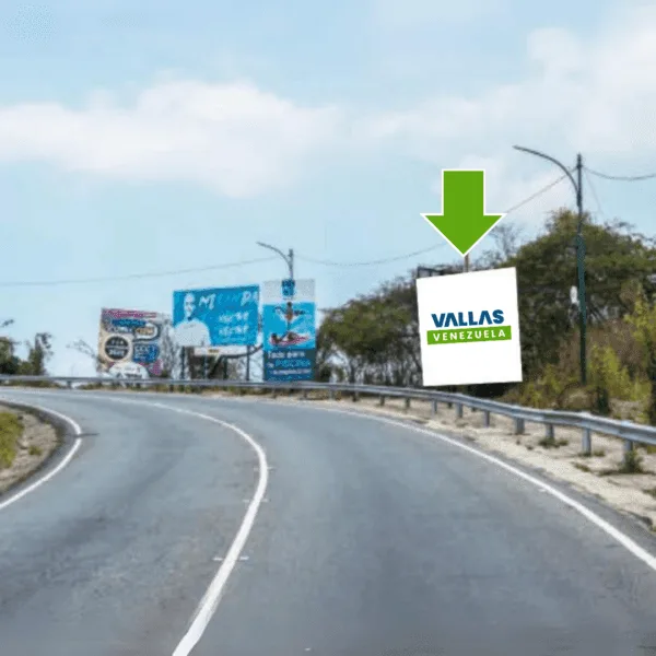 Av. Intervecinal Urb.Santa Monica a Urb. Cumbres de Curumo