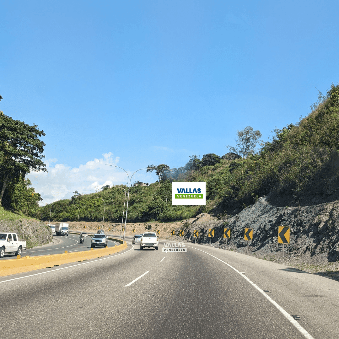 Autopista Regional del Centro, antes del antiguo Peaje Tazón, Entrada a