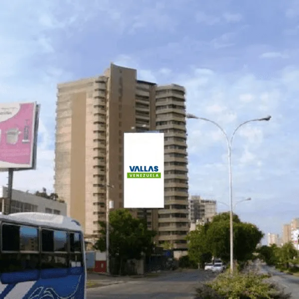 Av. 4 De Mayo Diagonal Oficina Comercial. Banco Mercantil Porlamar Margarita - Edo. Nueva Esparta