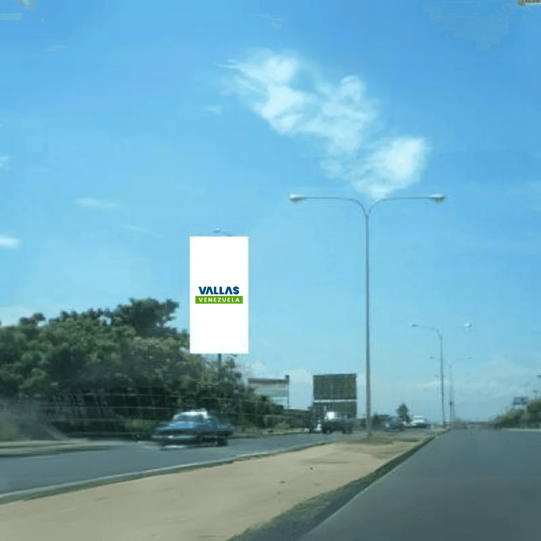 Av. Circunvalación II frente al Hipermercado Éxito Centro Sur Maracaibo
