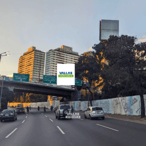 Autopista Francisco Fajardo Residencias Los Dos Caminos Sentido Oeste. Caracas