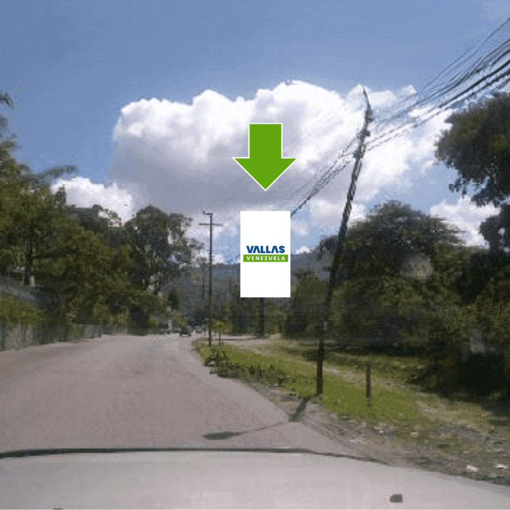 Av. La Joya frente a Club Portugués vía Macaracuay