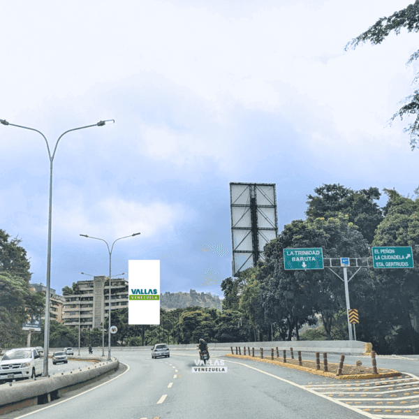 Autopista Prados del Este altura Urb. El Peñón vía La Trinidad Caracas