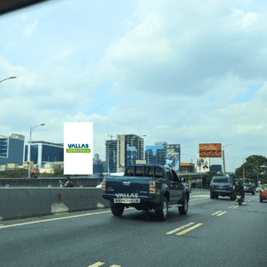 Autopista del Este Distribuidor Las Mercedes vía Las Mercedes.