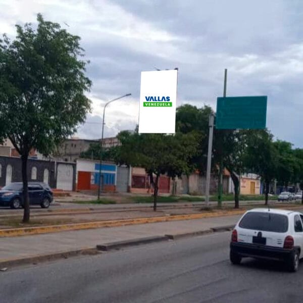 Av. Libertador fte a Babilón center, Barquisimeto, Valla Vertical de 6m x 9m