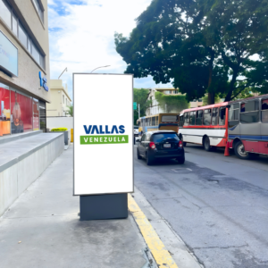 Valla publicitaria en Distrito Capital - Acera Este Calle Adrián Rodríguez con Av. Libertador, Acera Del Banco Federal Edificio Mito, Caracas, Tótem de 2m x 2.4m