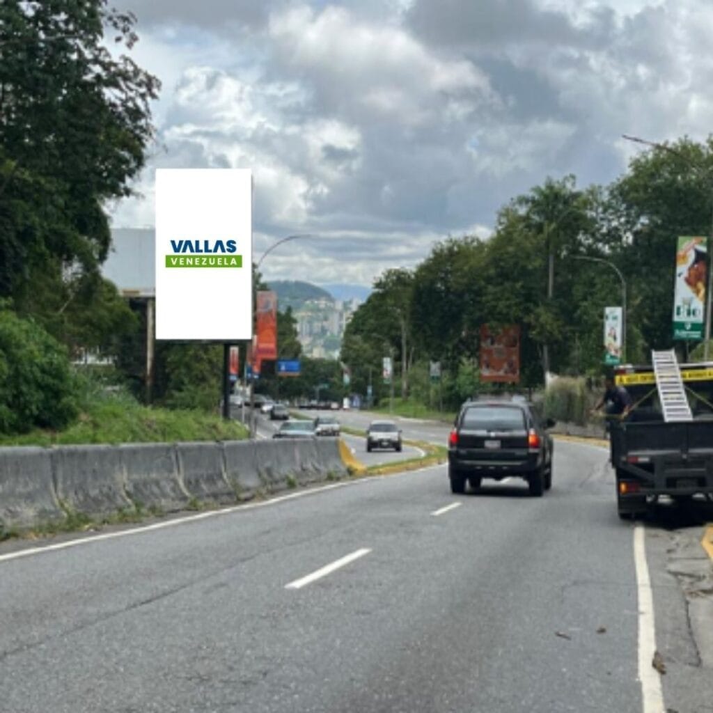 Autopista La Trinidad- La Boyera a 300 mts antes de la Boyera
