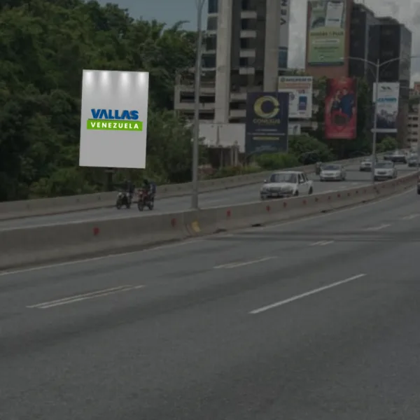 Autopista Prados del Este, Poste 5 A, Estacionamiento Hotel Tamanaco, Sentido Concresa, Caracas. Valla Vertical de 6m x 9m