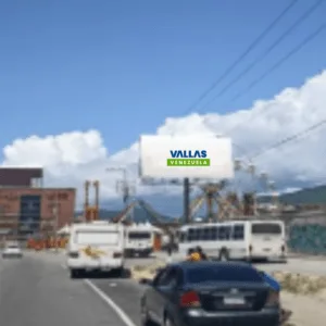 Av.Intercomunal Guarenas Guatire Estacionamiento parque LUNA PARK vía Caracas - Guarenas - Guatire