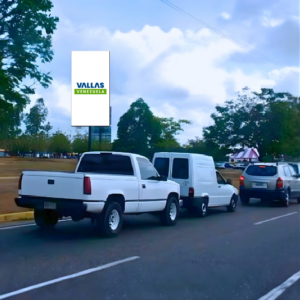 Valla publicitaria en Bolívar - Vía C.C. Orinokia, Av. Guayana a la altura del Aeropuerto, Bolívar, Valla Vertical de 6m x 12m