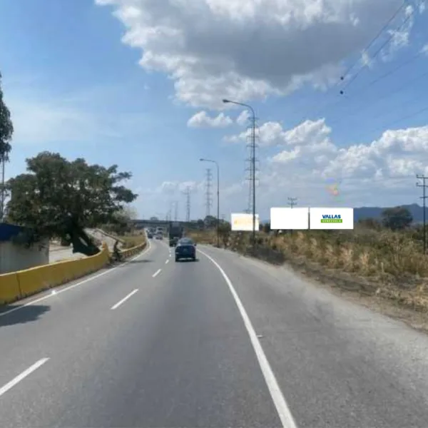 Autopista Regional del Centro, Altura Bohío, vía Valencia. Guacara, Valla Horizontal de 15.5m x 6.6m