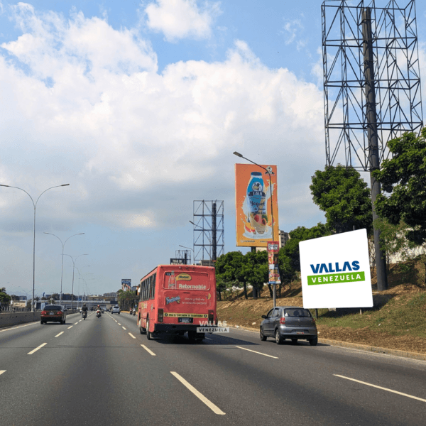 Autopista Francisco Fajardo Distribuidor Altamira Sentido Oeste Caracas