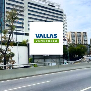 Valla publicitaria en Distrito Capital - Av. Río de Janeiro, sentido Las Mercedes, lado izquierdo, sentido oeste-este, paralelo al Hotel Eurobuilding, Caracas, Valla Vertical de 5.8m x 6.1m