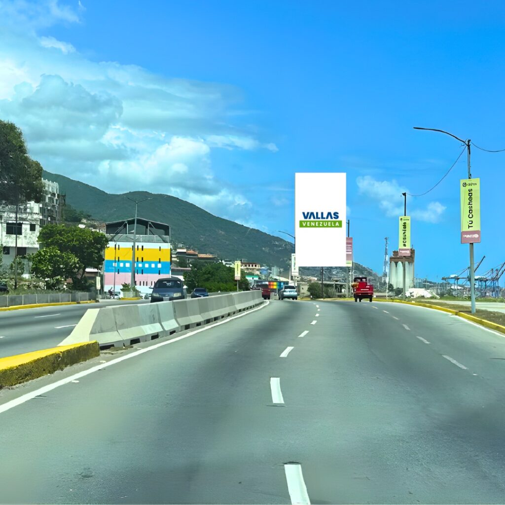 Valla publicitaria en La Guaira - Av. Soublette, sector La Guaira, 600 m antes de la Plaza Bolívar y a 2 km del Puerto de La Guaira, vía Aeropuerto, La Guaira, Valla Vertical de 6m x 12m